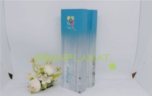 bikin plakat resin gradasi