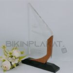 bikin plakat akrilik