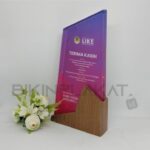 bikin plakat akrilik